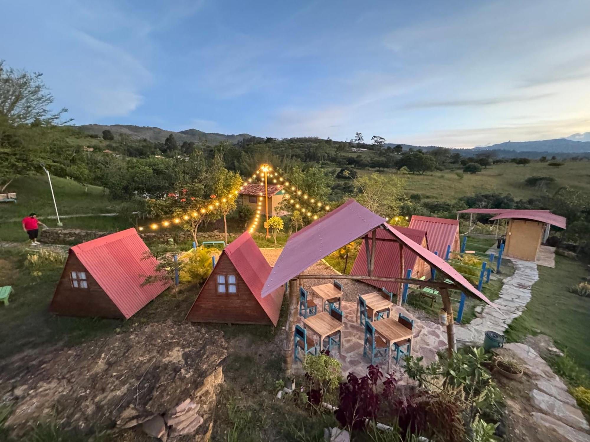 Campo Karst, Hospedaje Y Campamento De Montana Hotel Zapatoca Exterior foto